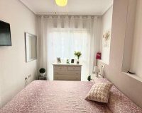 Herverkoop - Appartement -
Torrevieja - Playa del Cura