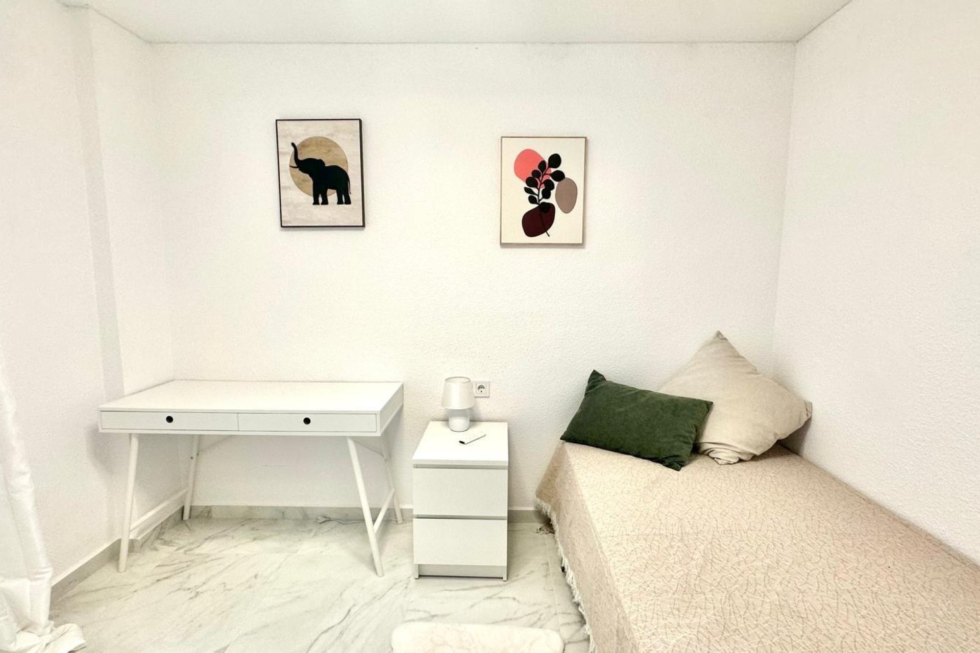 Herverkoop - Appartement -
Torrevieja - Playa del Cura