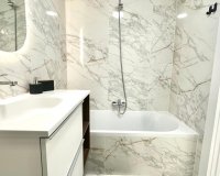 Herverkoop - Appartement -
Torrevieja - Playa del Cura