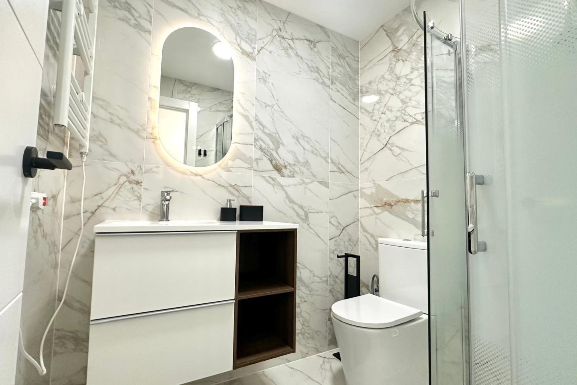 Herverkoop - Appartement -
Torrevieja - Playa del Cura