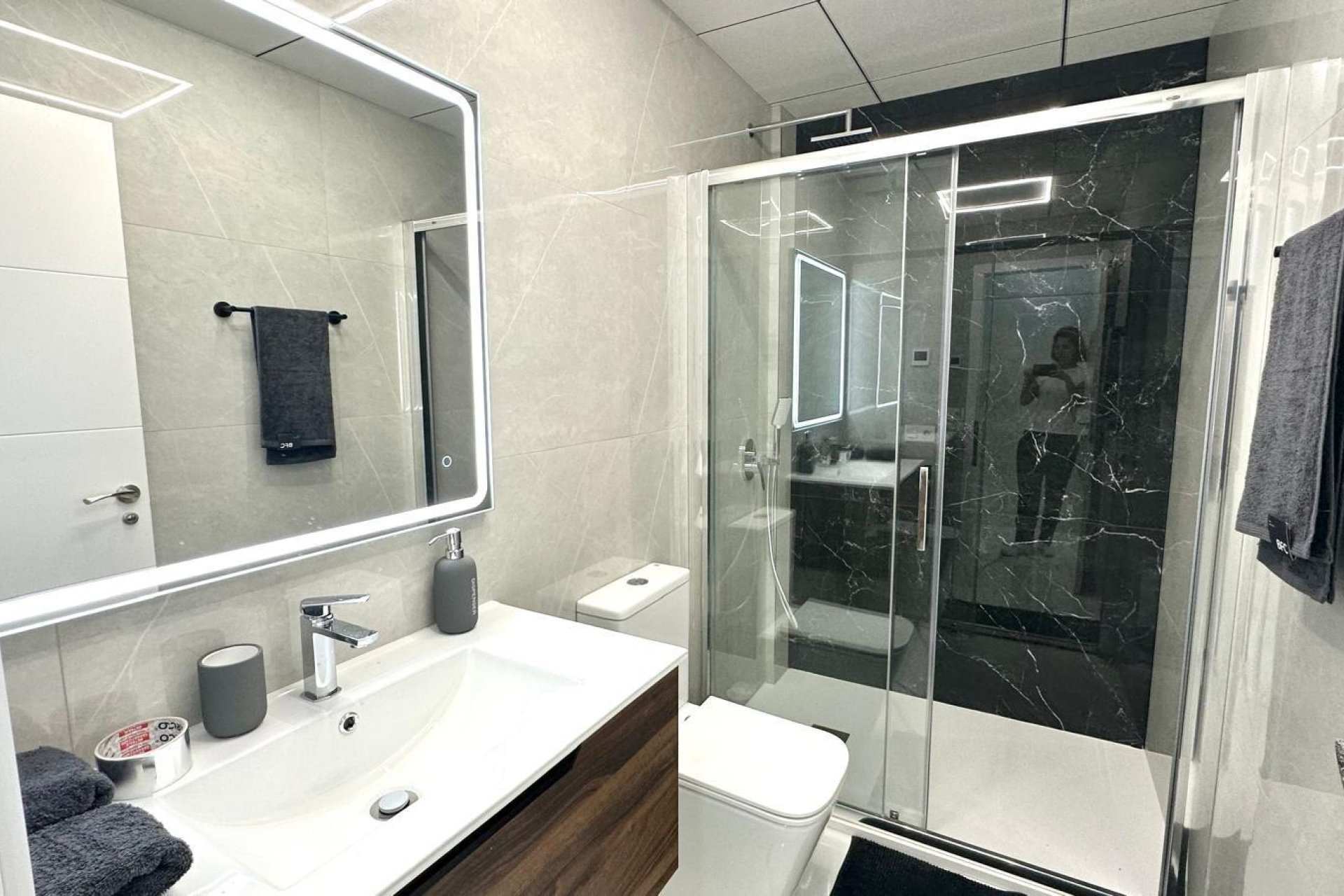 Herverkoop - Appartement -
Torrevieja - Playa del Cura