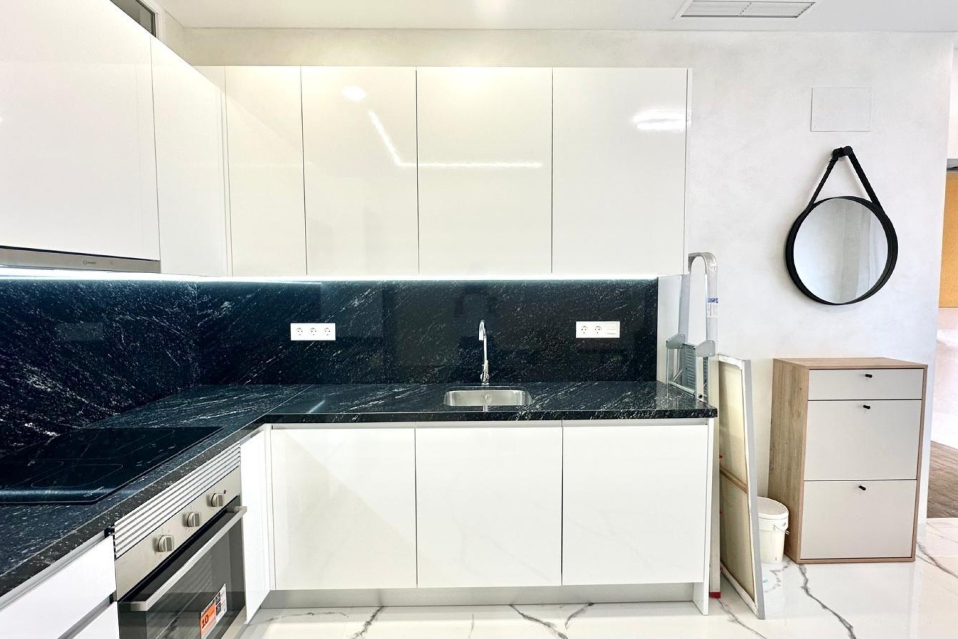 Herverkoop - Appartement -
Torrevieja - Playa del Cura