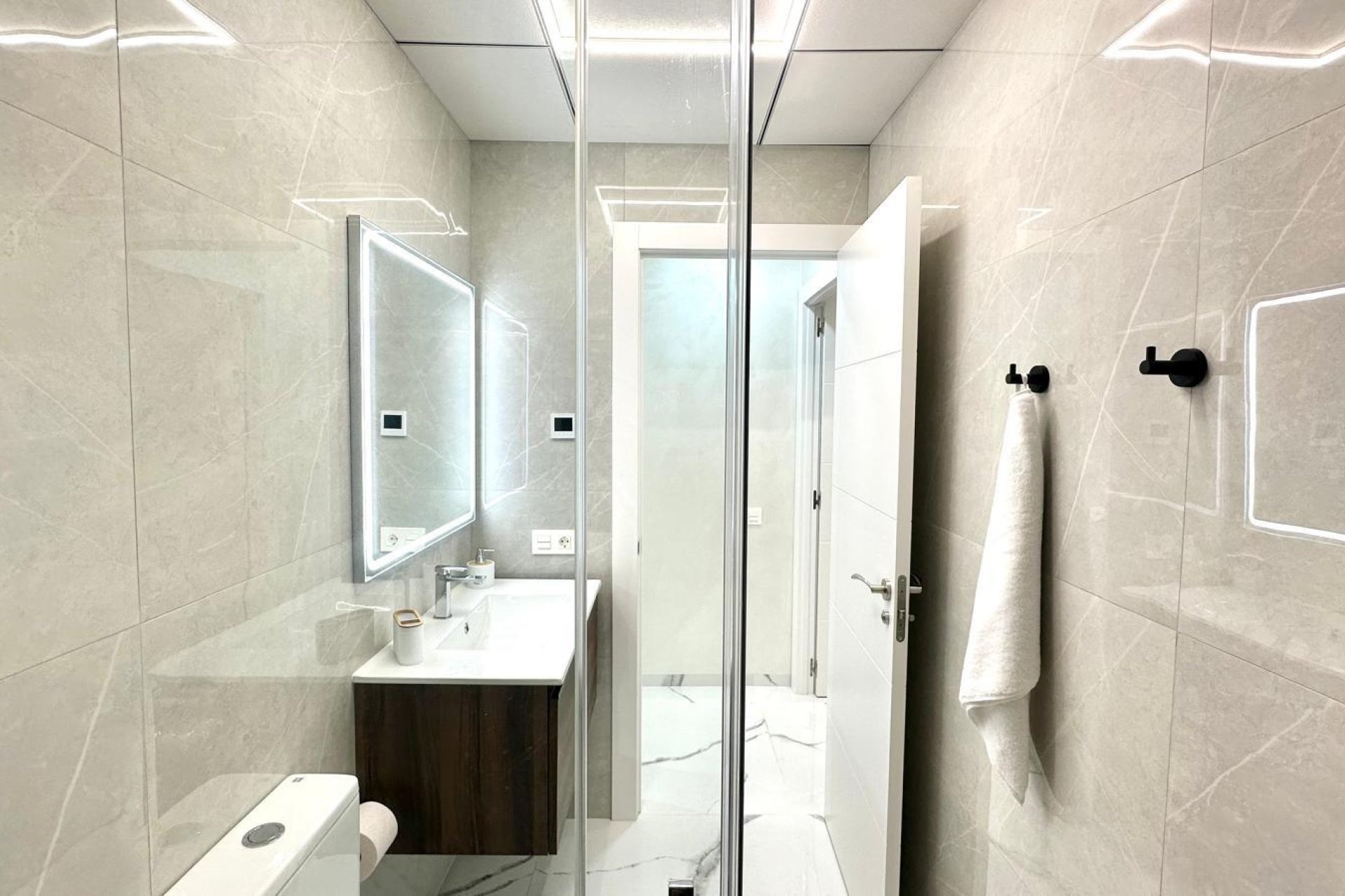 Herverkoop - Appartement -
Torrevieja - Playa del Cura