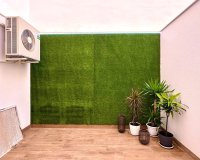 Herverkoop - Appartement -
Torrevieja - Playa del Cura