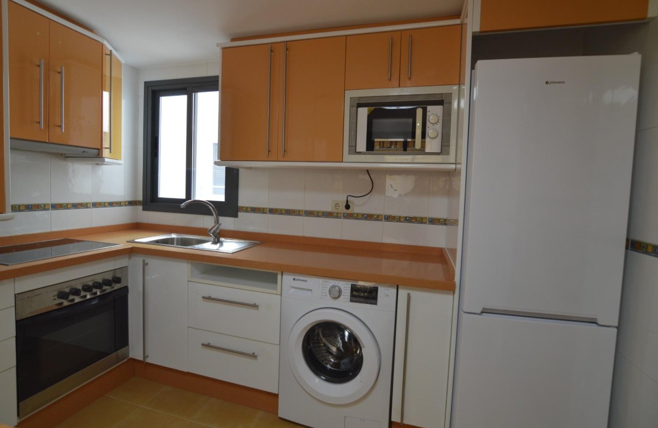 Herverkoop - Appartement -
Torrevieja - Playa del Cura