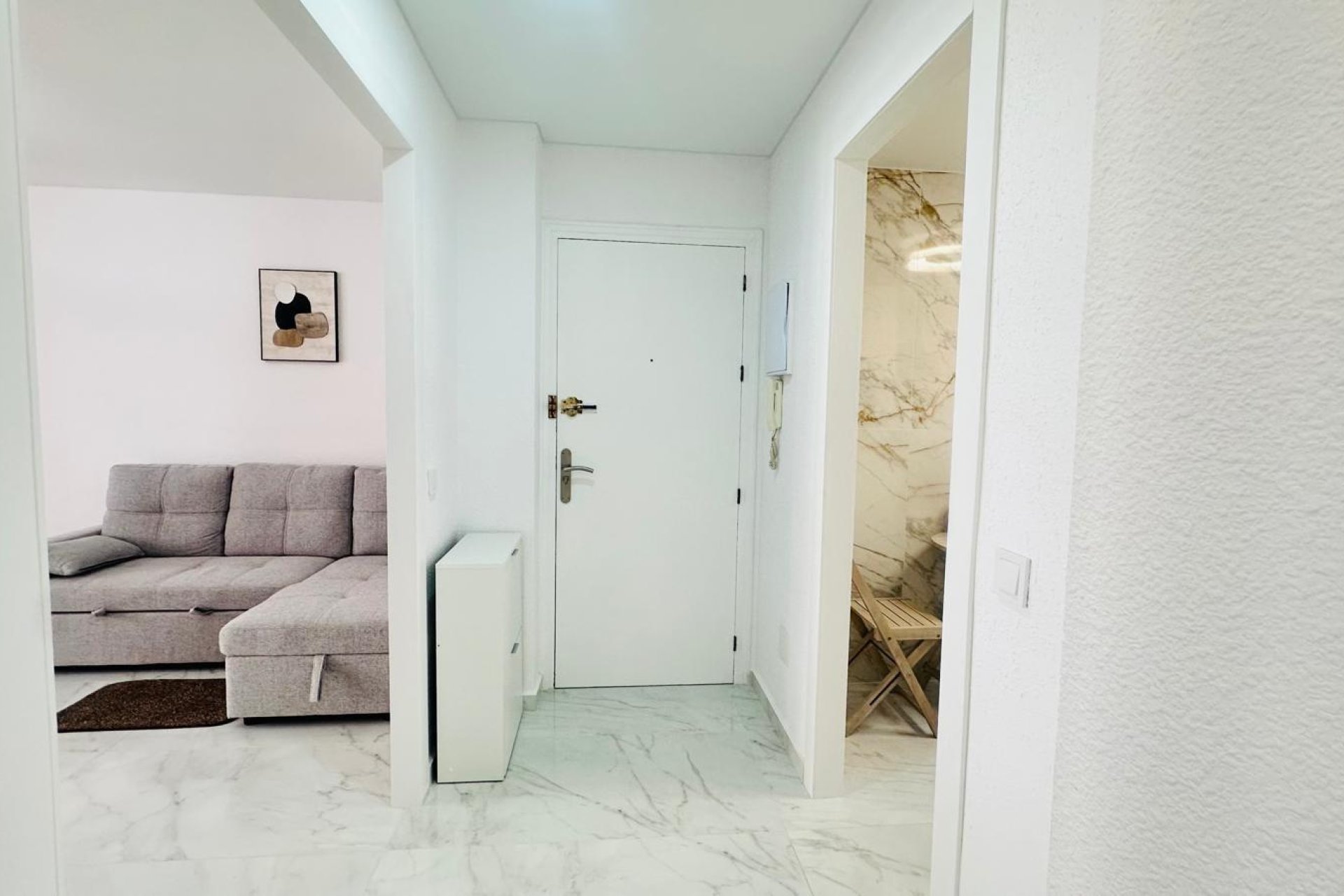 Herverkoop - Appartement -
Torrevieja - Playa del Cura