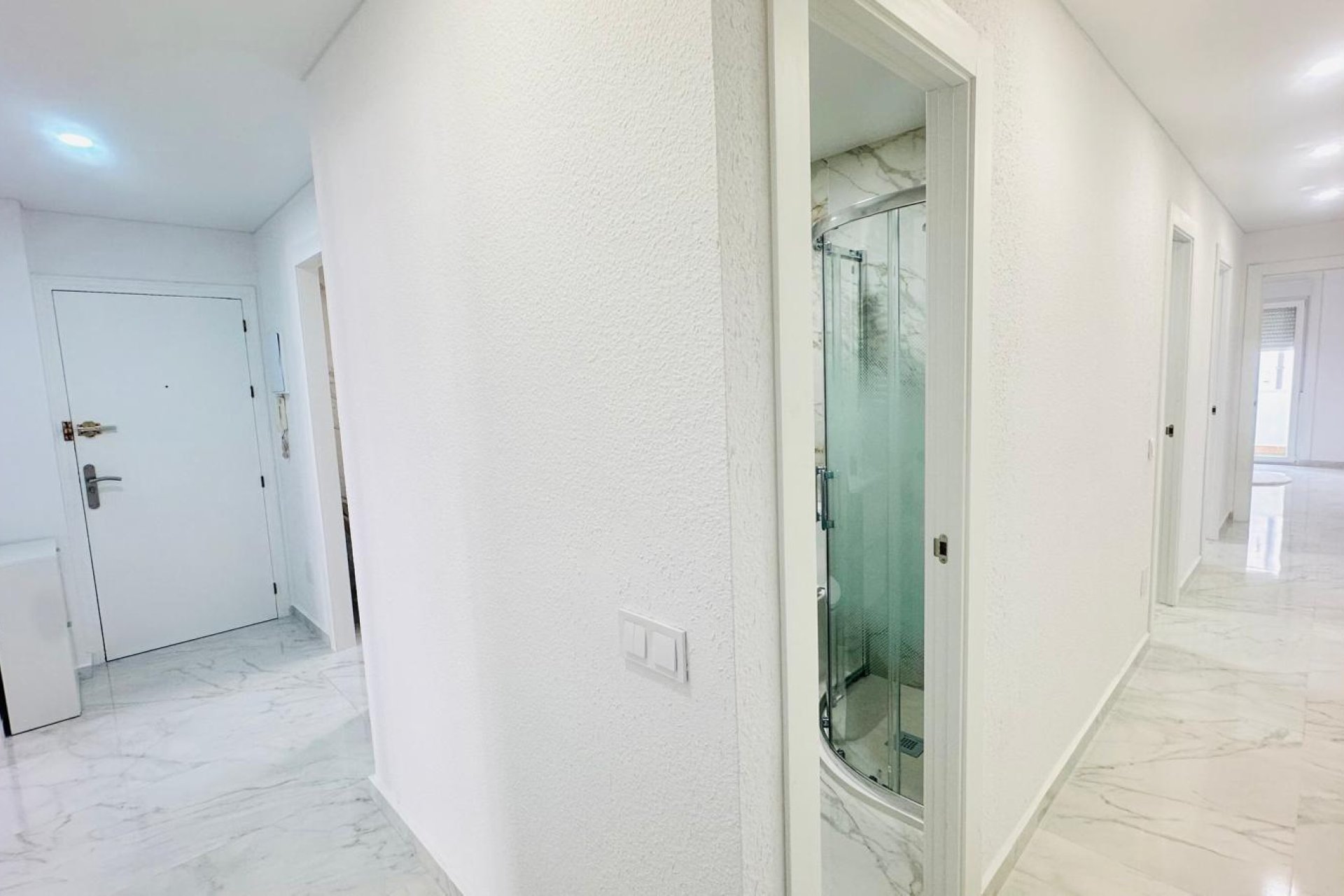 Herverkoop - Appartement -
Torrevieja - Playa del Cura