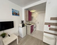 Herverkoop - Appartement -
Torrevieja - Playa del Cura