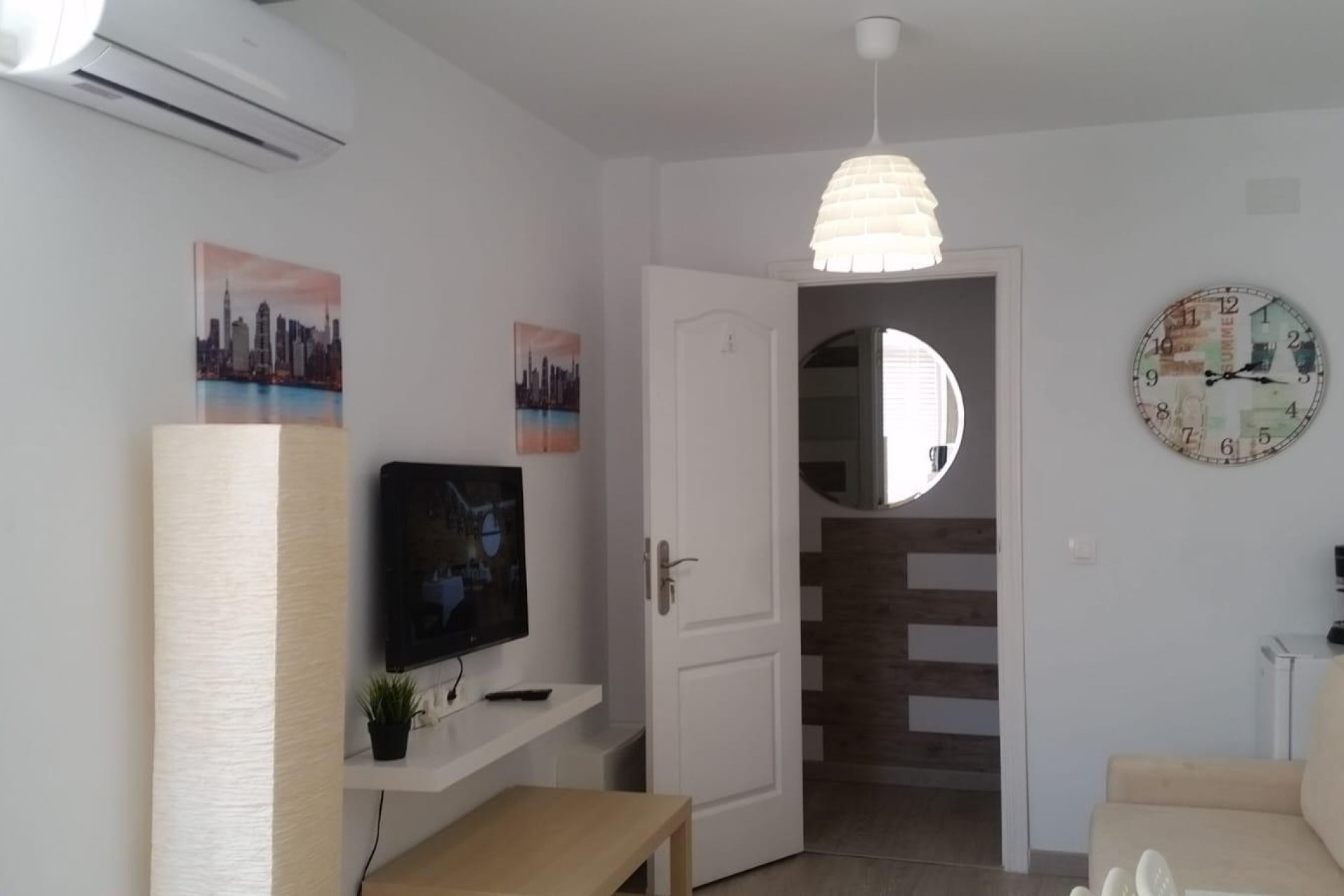 Herverkoop - Appartement -
Torrevieja - Playa del Cura