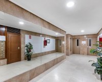 Herverkoop - Appartement -
Torrevieja - Playa del Cura