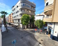 Herverkoop - Appartement -
Torrevieja - Playa del Cura