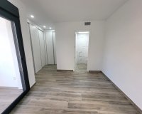 Herverkoop - Appartement -
Torrevieja - Playa del Cura