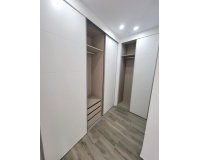 Herverkoop - Appartement -
Torrevieja - Playa del Cura