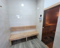 Herverkoop - Appartement -
Torrevieja - Playa del Cura