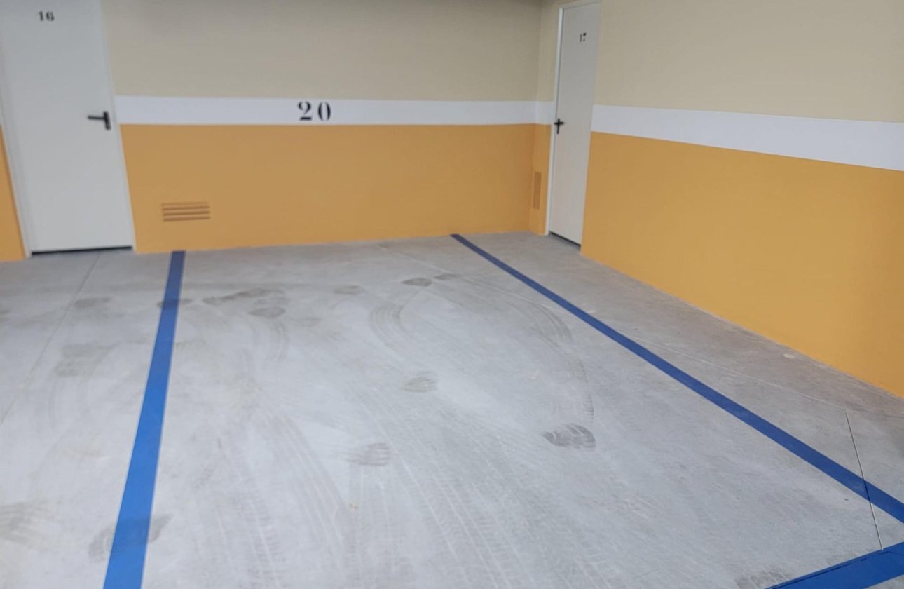 Herverkoop - Appartement -
Torrevieja - Playa del Cura