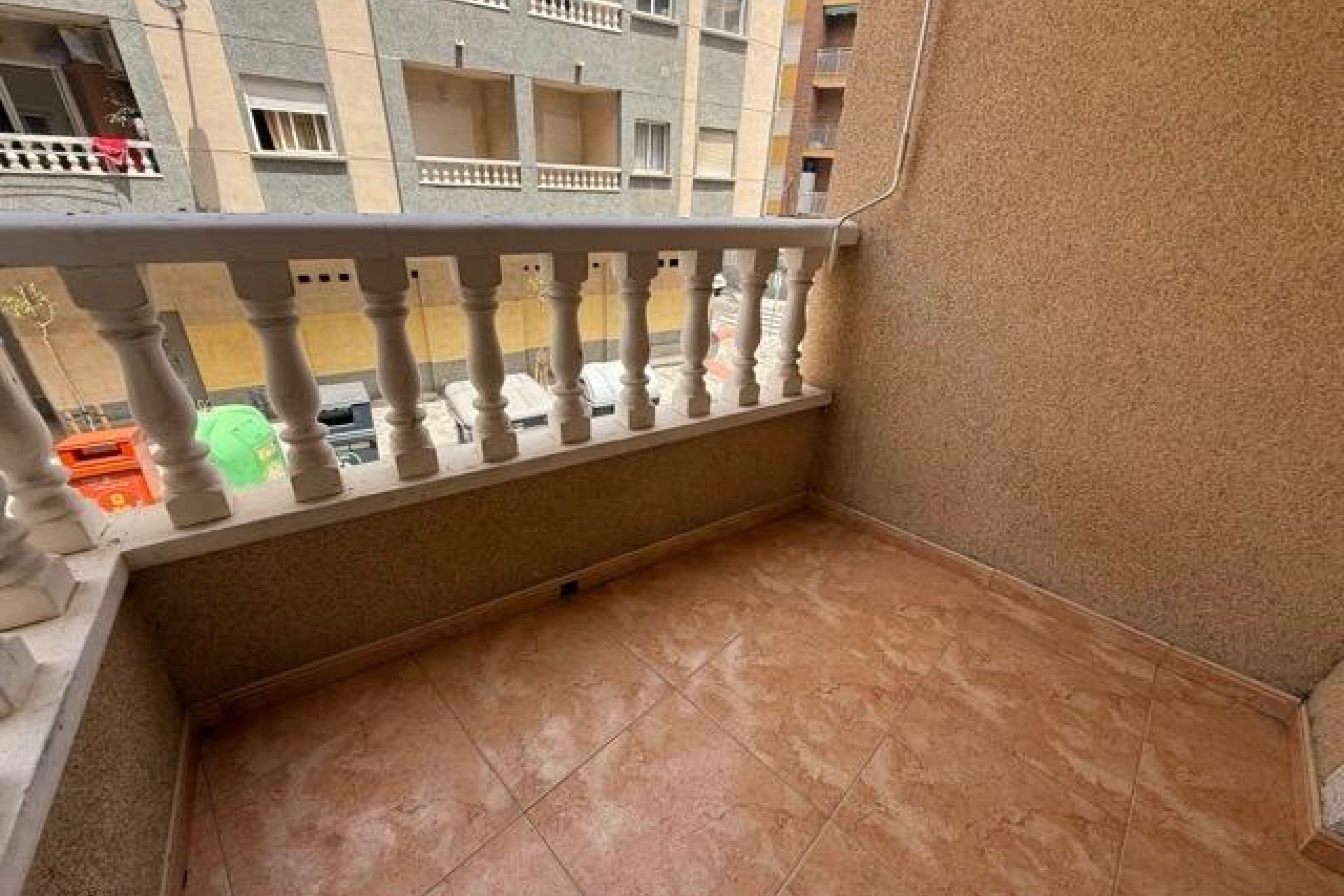 Herverkoop - Appartement -
Torrevieja - Playa del Cura