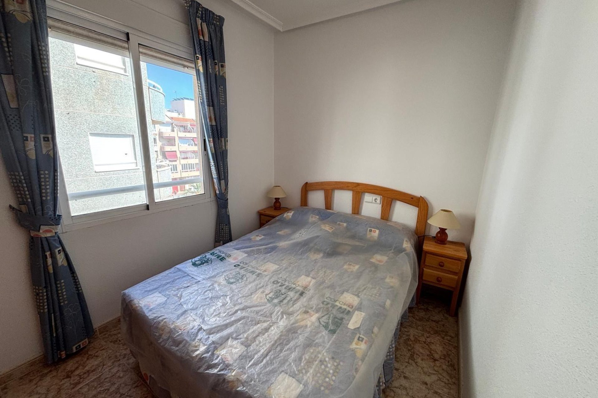 Herverkoop - Appartement -
Torrevieja - Playa del Cura