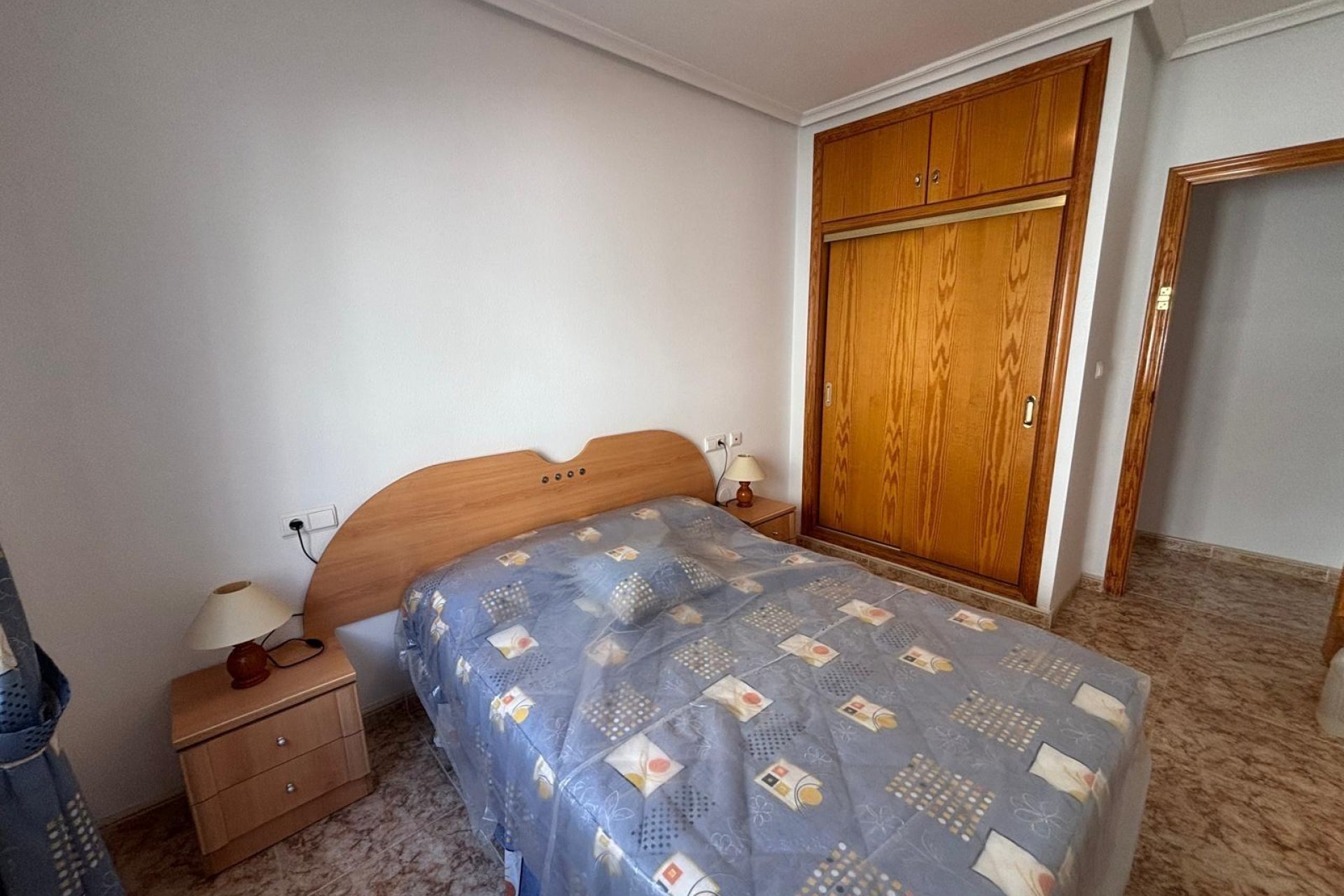 Herverkoop - Appartement -
Torrevieja - Playa del Cura