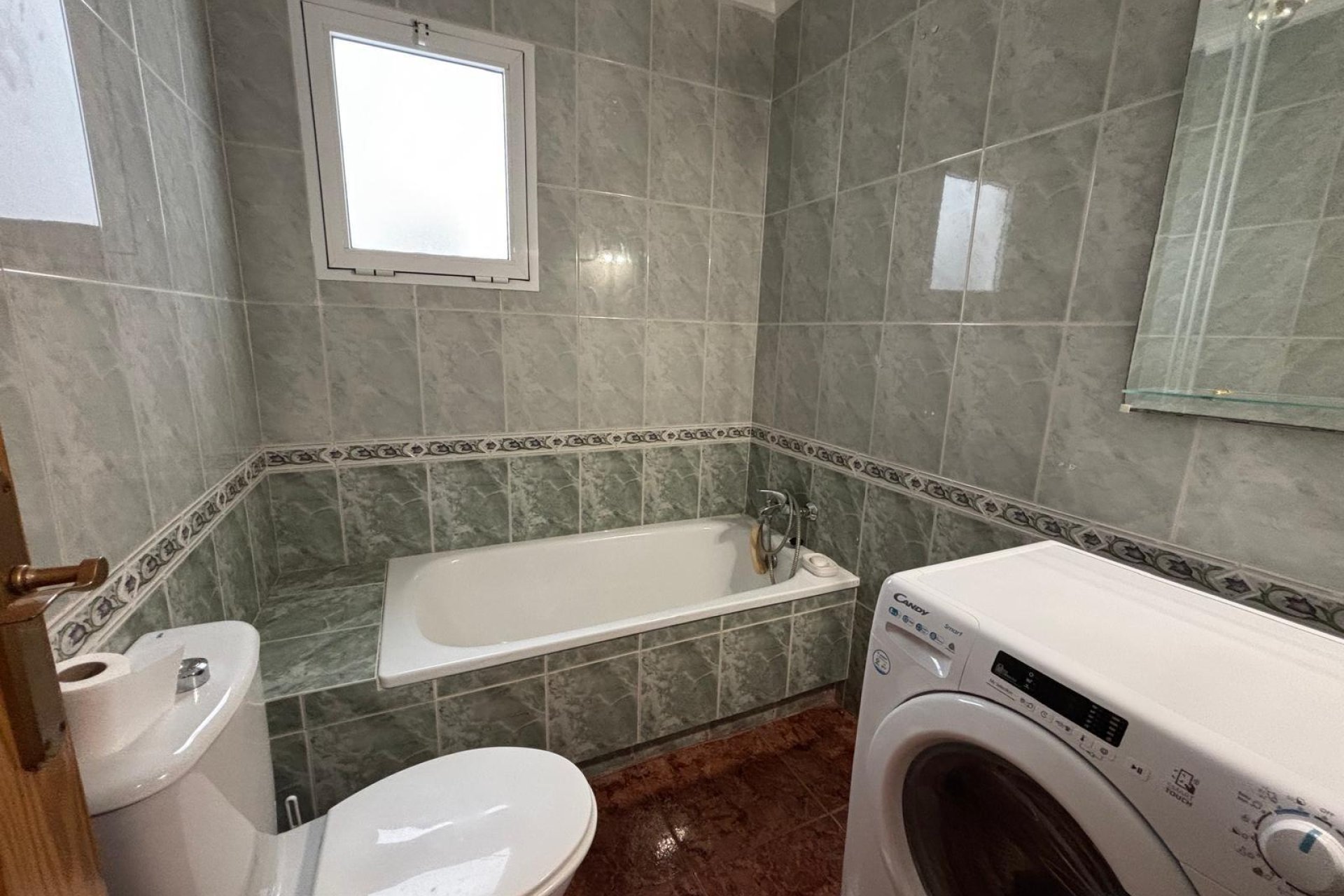 Herverkoop - Appartement -
Torrevieja - Playa del Cura