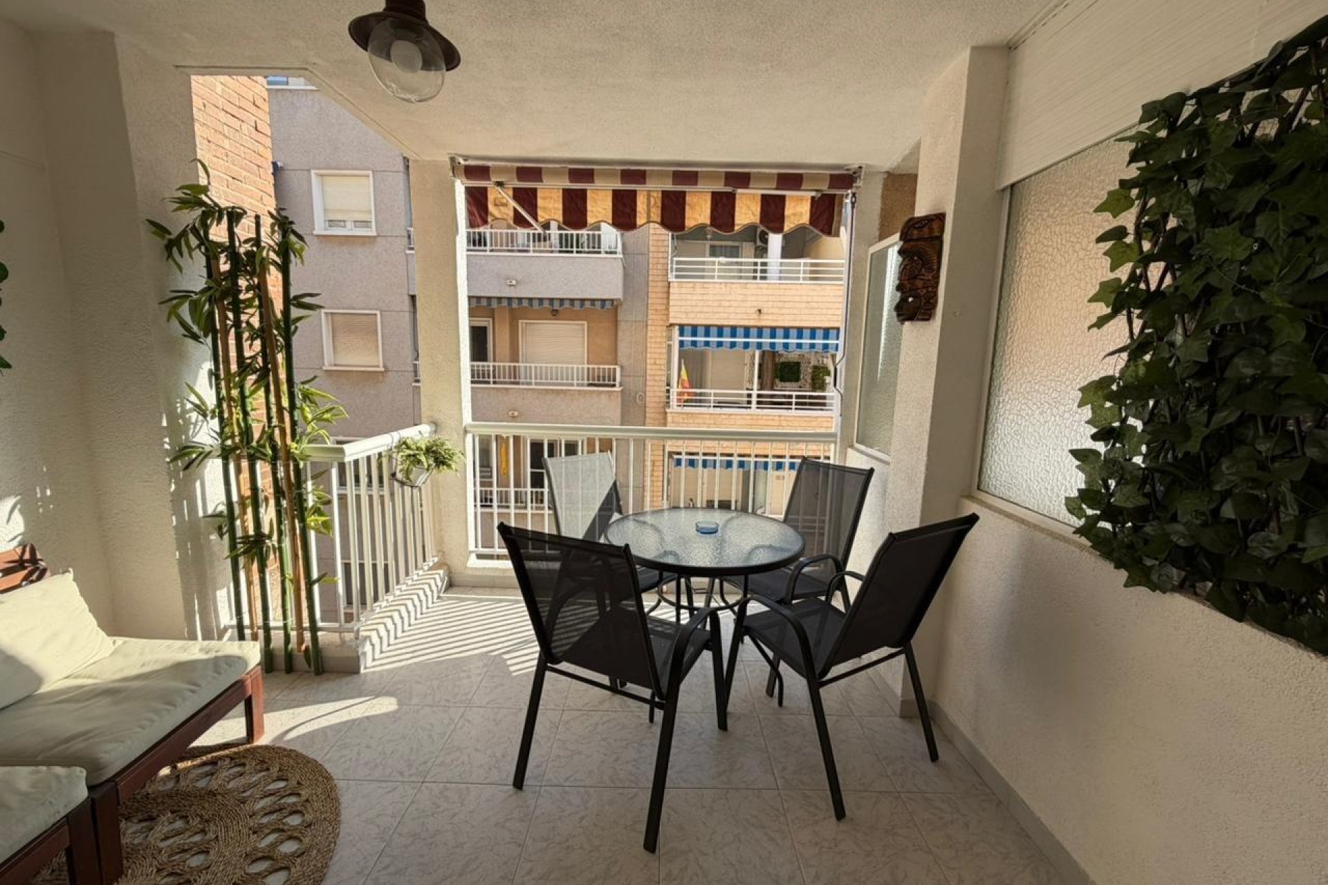 Herverkoop - Appartement -
Torrevieja - Playa del Cura