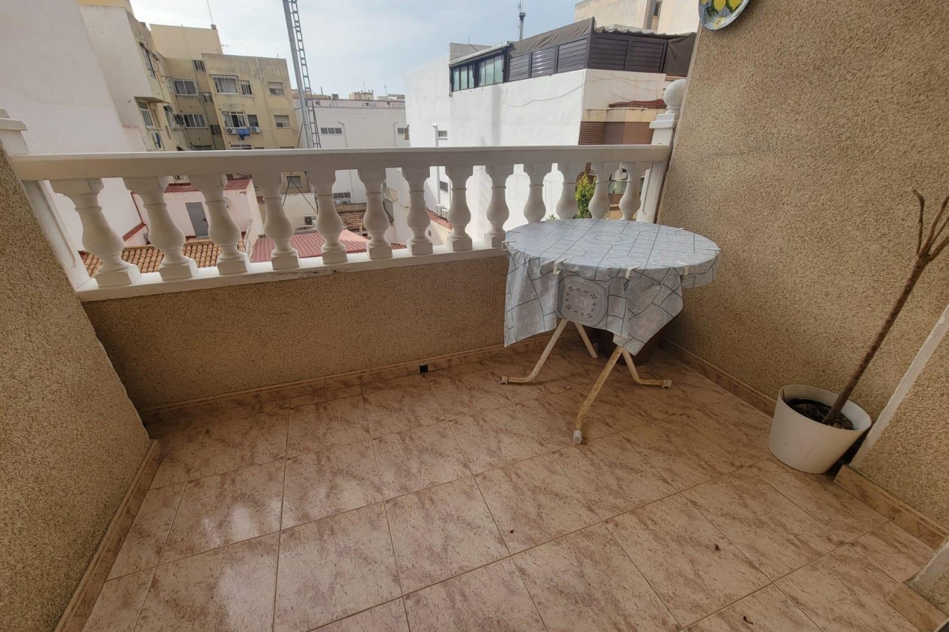 Herverkoop - Appartement -
Torrevieja - Playa del Cura