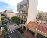 Herverkoop - Appartement -
Torrevieja - Playa del Cura