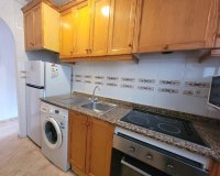 Herverkoop - Appartement -
Torrevieja - Playa del Cura