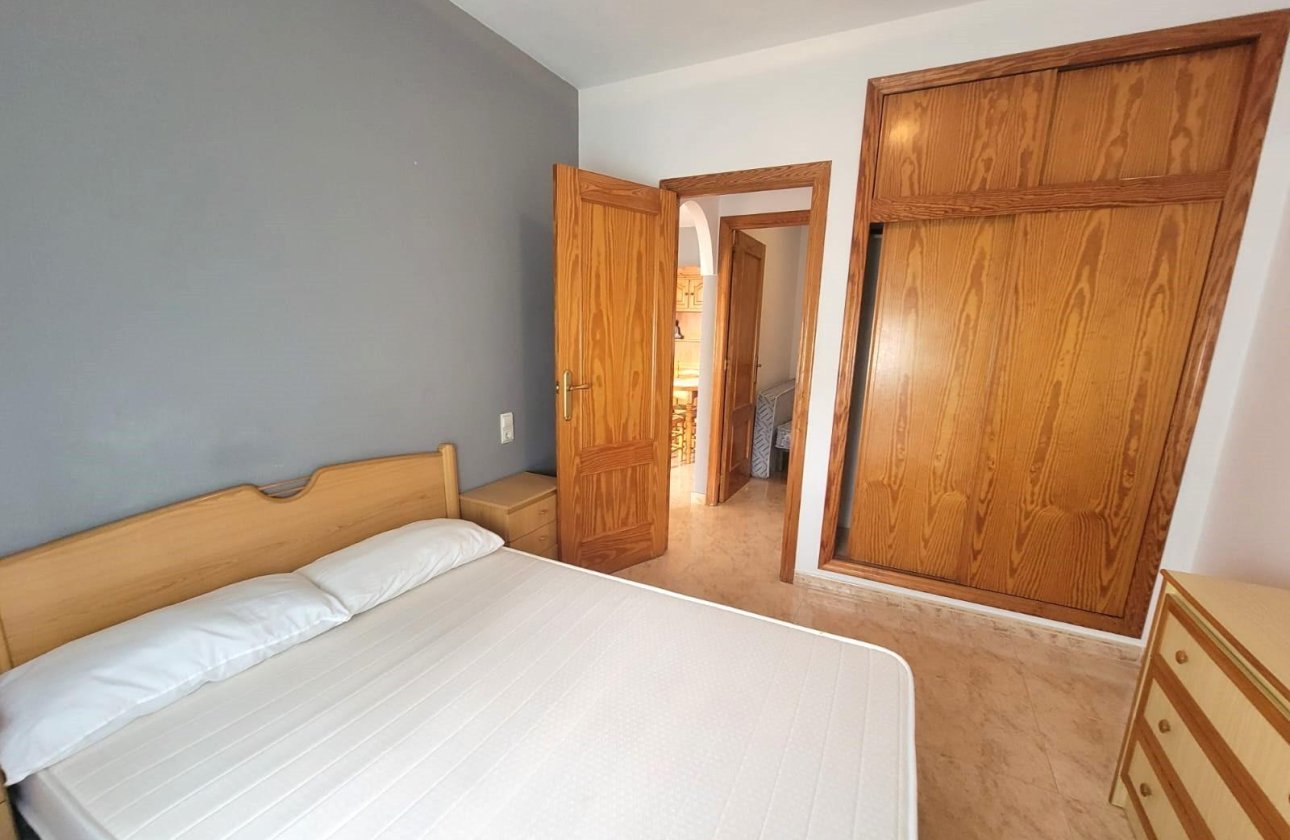 Herverkoop - Appartement -
Torrevieja - Playa del Cura