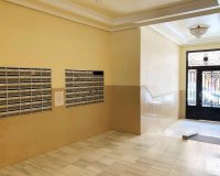 Herverkoop - Appartement -
Torrevieja - Playa del Cura