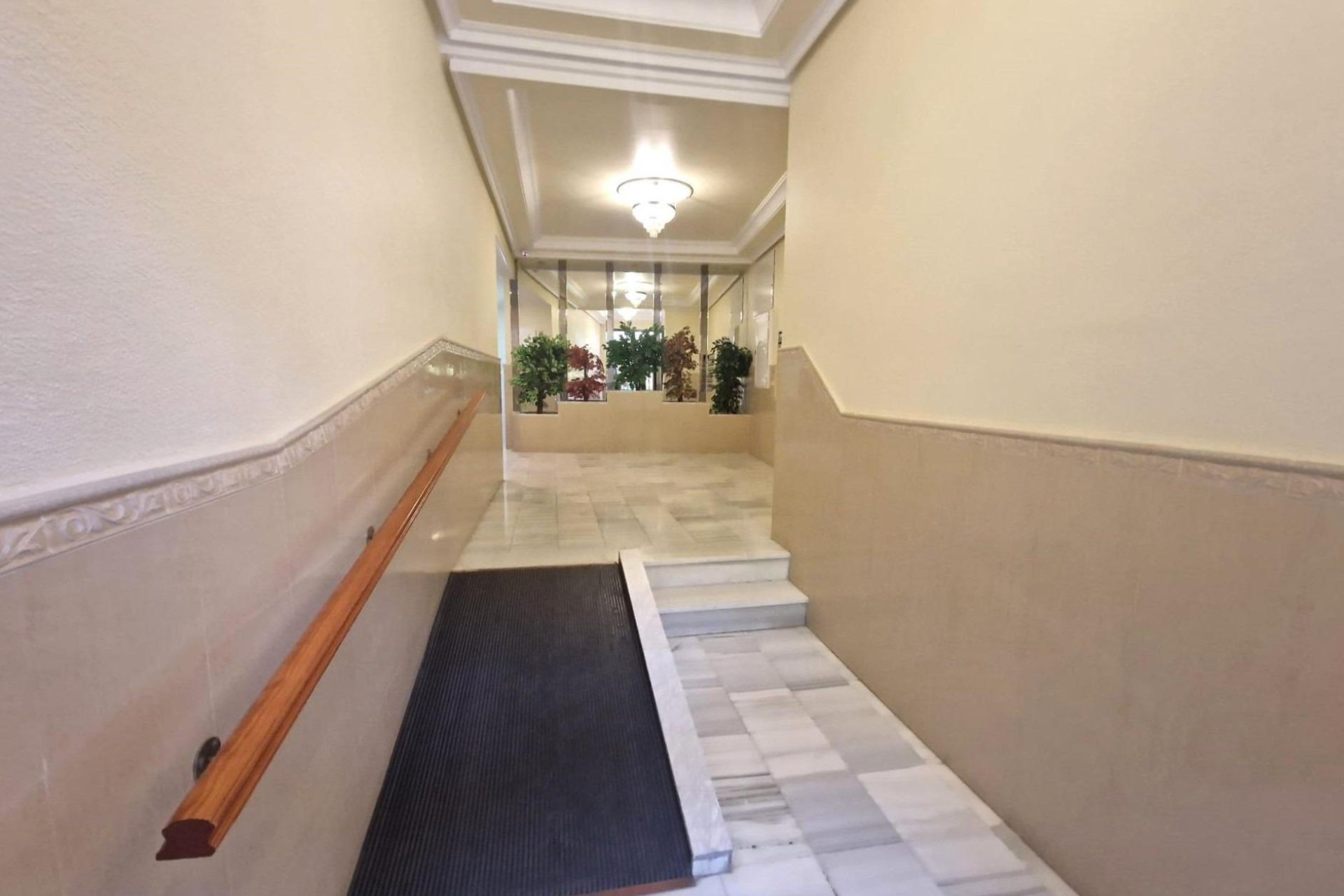 Herverkoop - Appartement -
Torrevieja - Playa del Cura