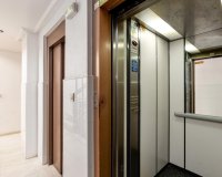 Herverkoop - Appartement -
Torrevieja - Playa del Cura