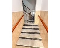 Herverkoop - Appartement -
Torrevieja - Playa del Cura