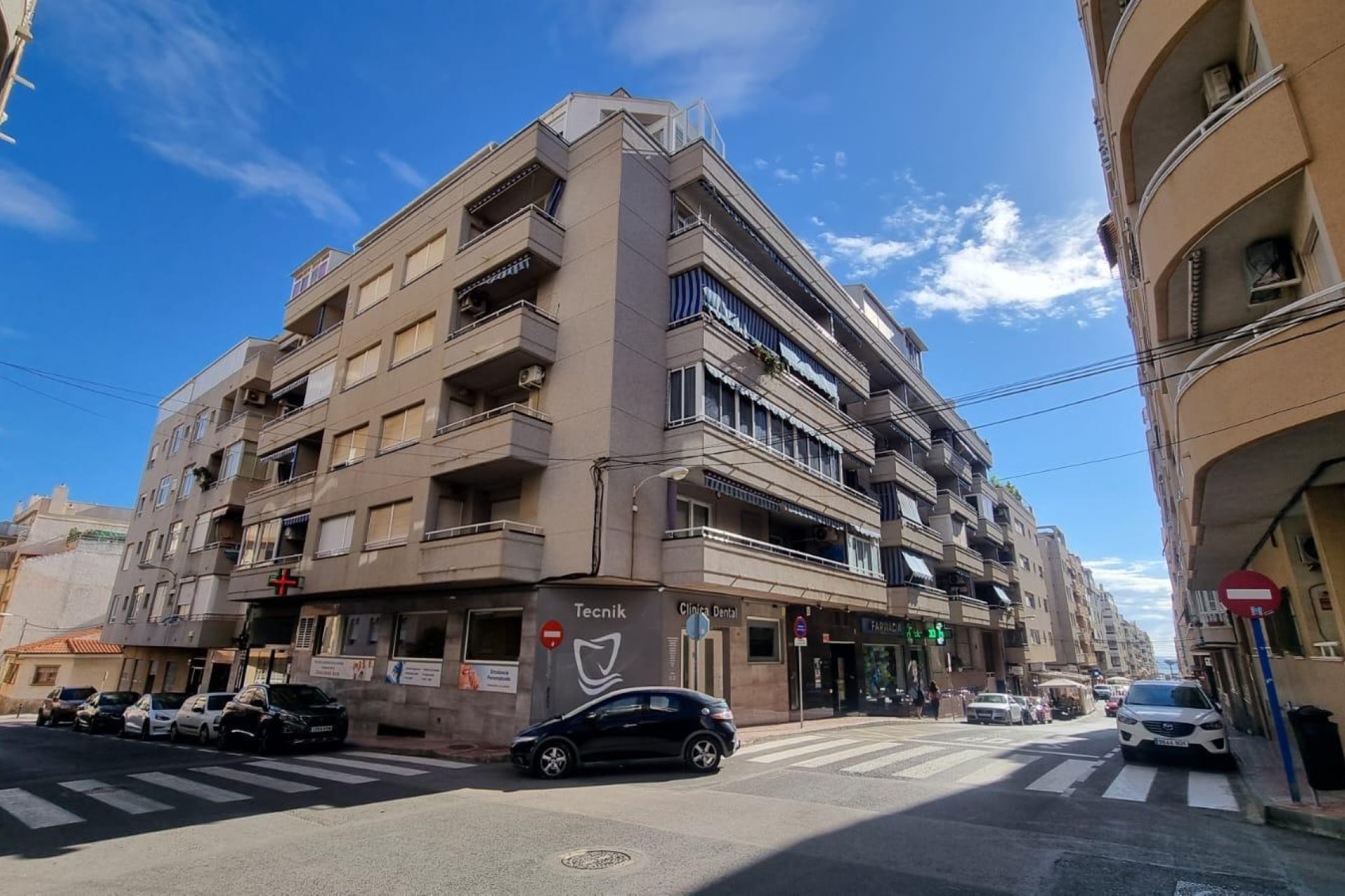 Herverkoop - Appartement -
Torrevieja - Playa del Cura