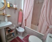 Herverkoop - Appartement -
Torrevieja - Playa del Cura