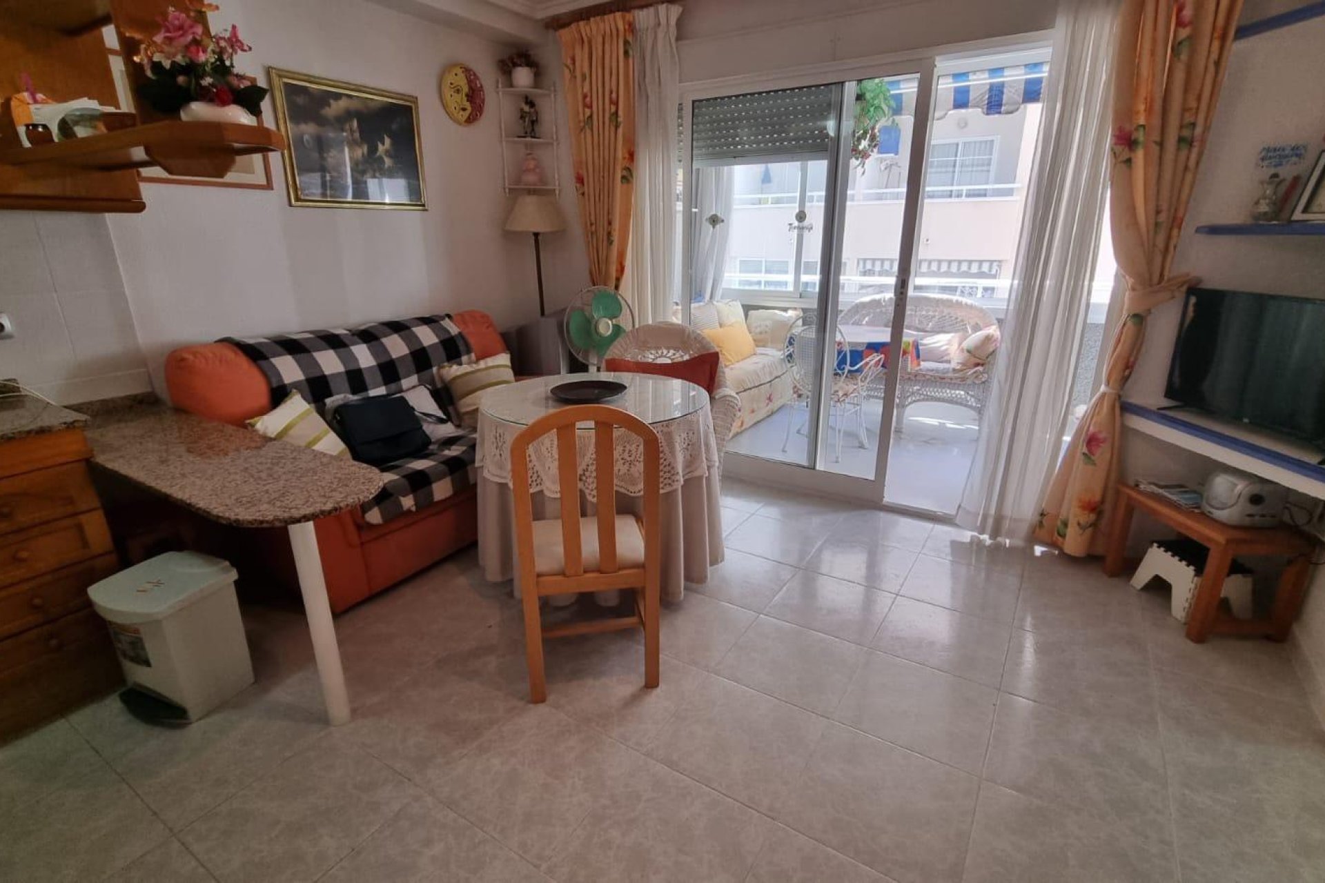 Herverkoop - Appartement -
Torrevieja - Playa del Cura