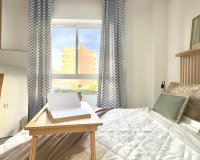 Herverkoop - Appartement -
Torrevieja - Playa del Cura