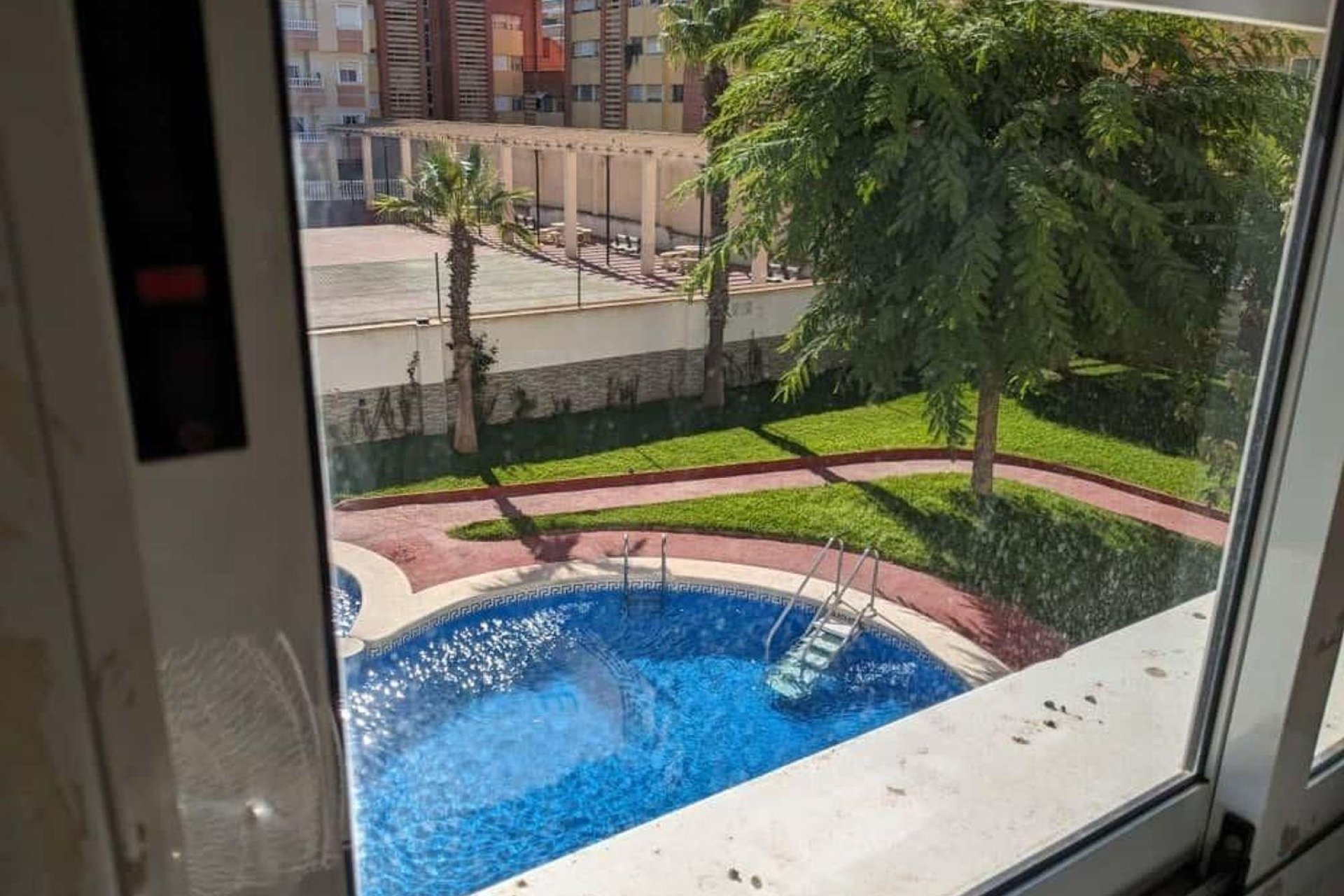 Herverkoop - Appartement -
Torrevieja - Playa del Cura