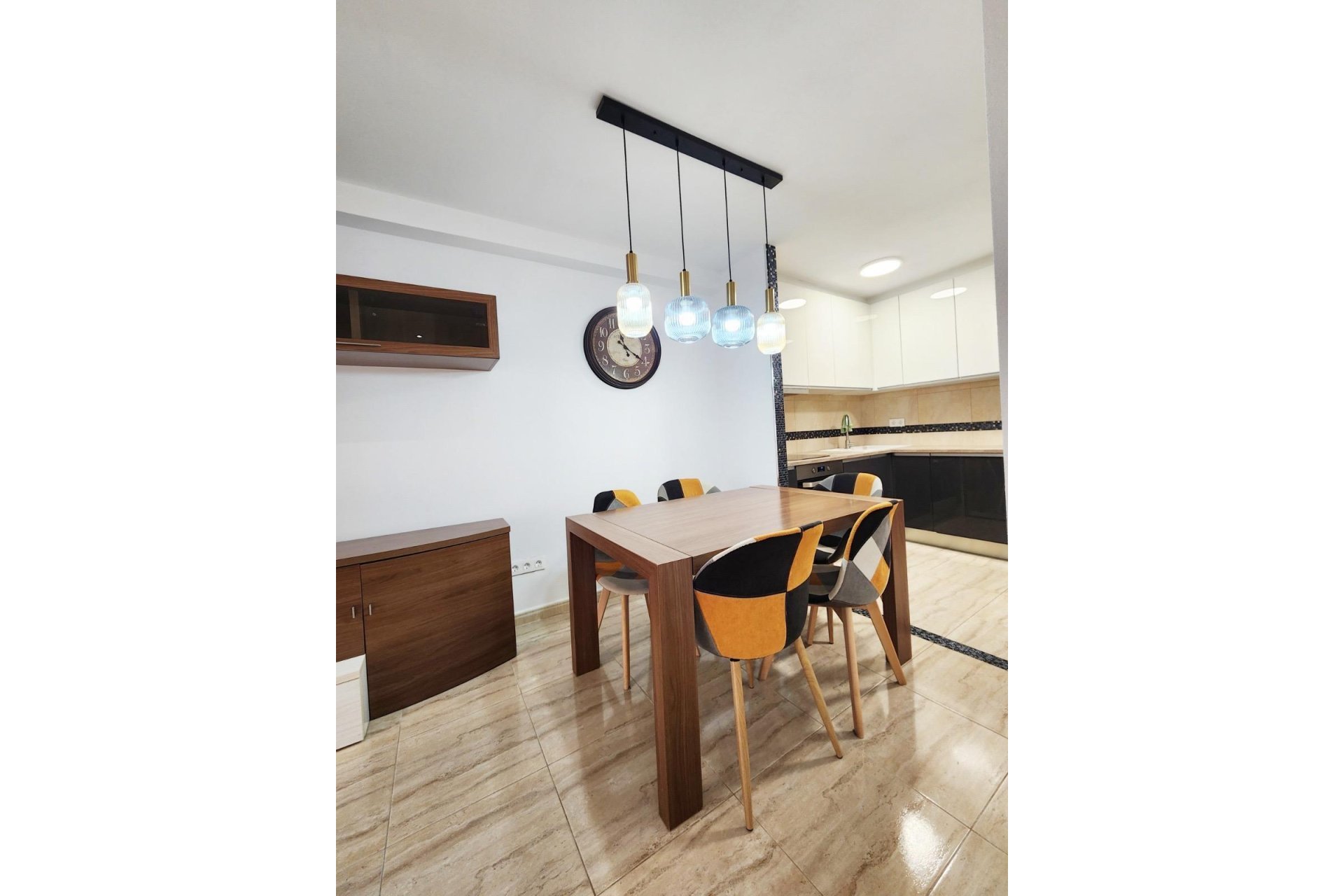 Herverkoop - Appartement -
Torrevieja - Playa del Cura