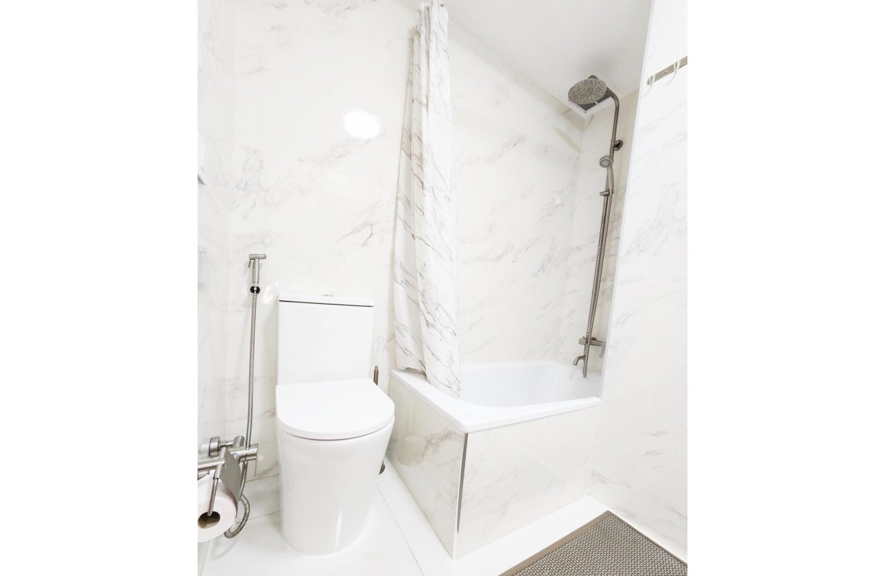 Herverkoop - Appartement -
Torrevieja - Playa del Cura