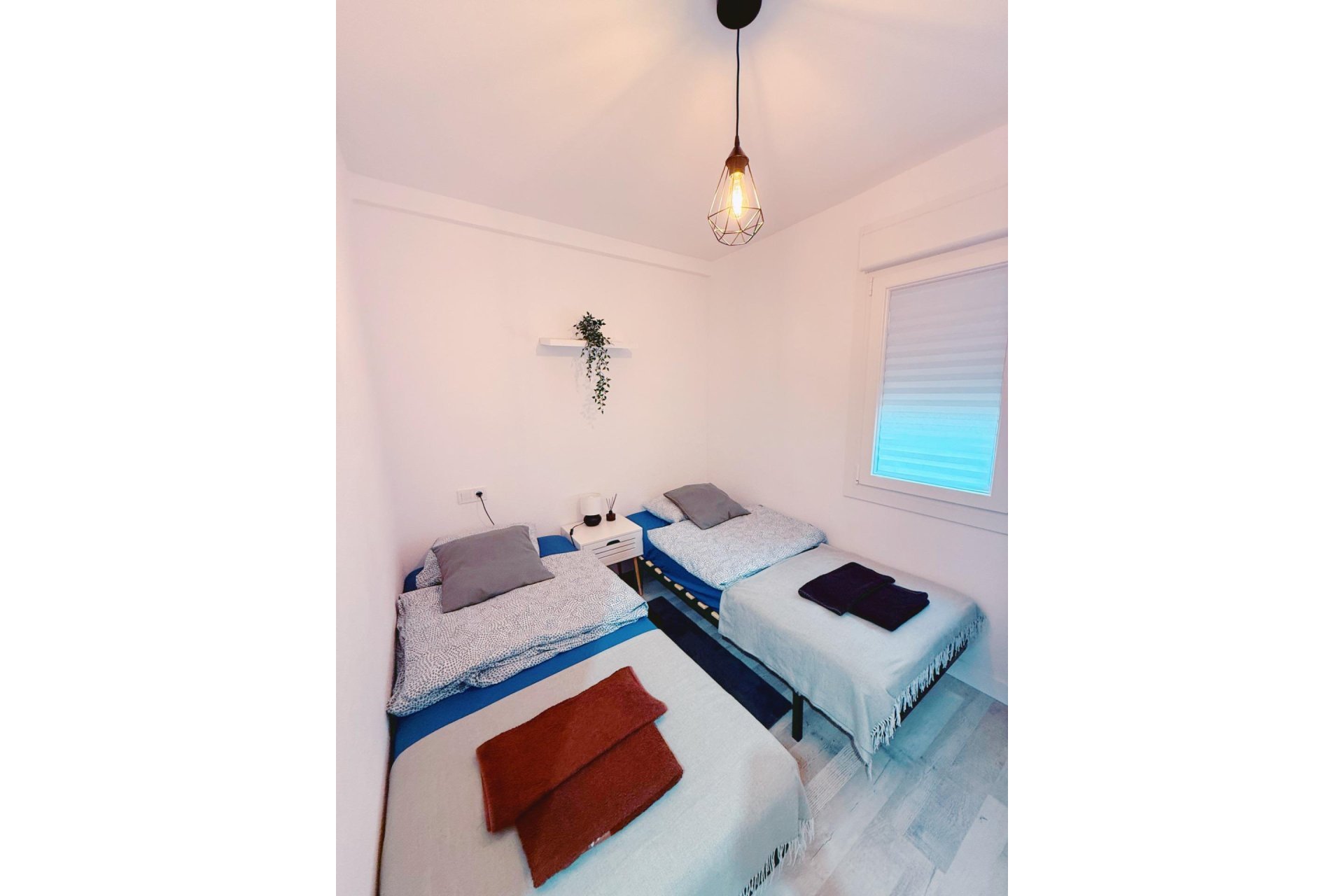 Herverkoop - Appartement -
Torrevieja - Playa del Cura