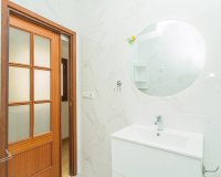 Herverkoop - Appartement -
Torrevieja - Playa del Cura