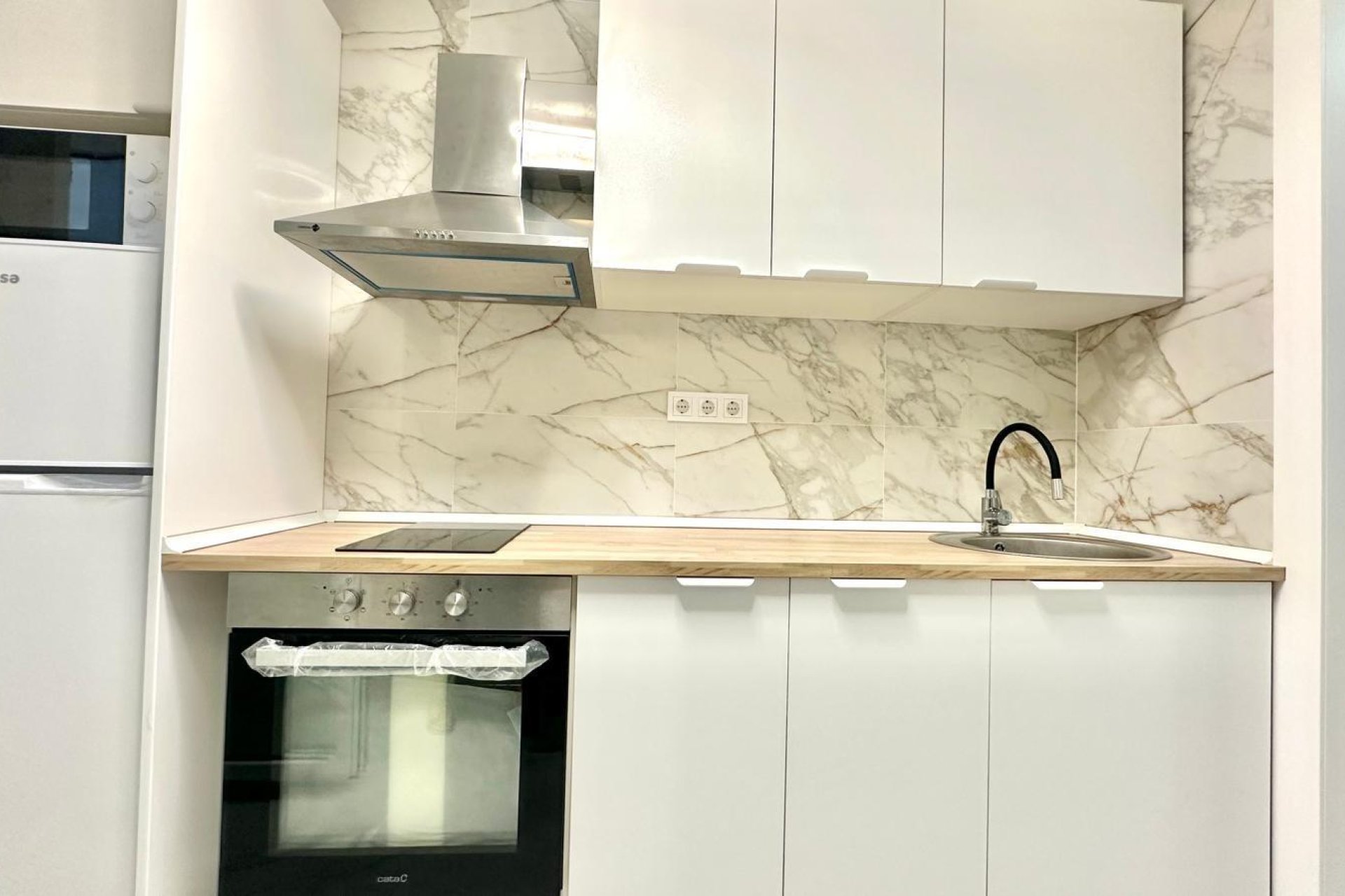 Herverkoop - Appartement -
Torrevieja - Playa del Cura