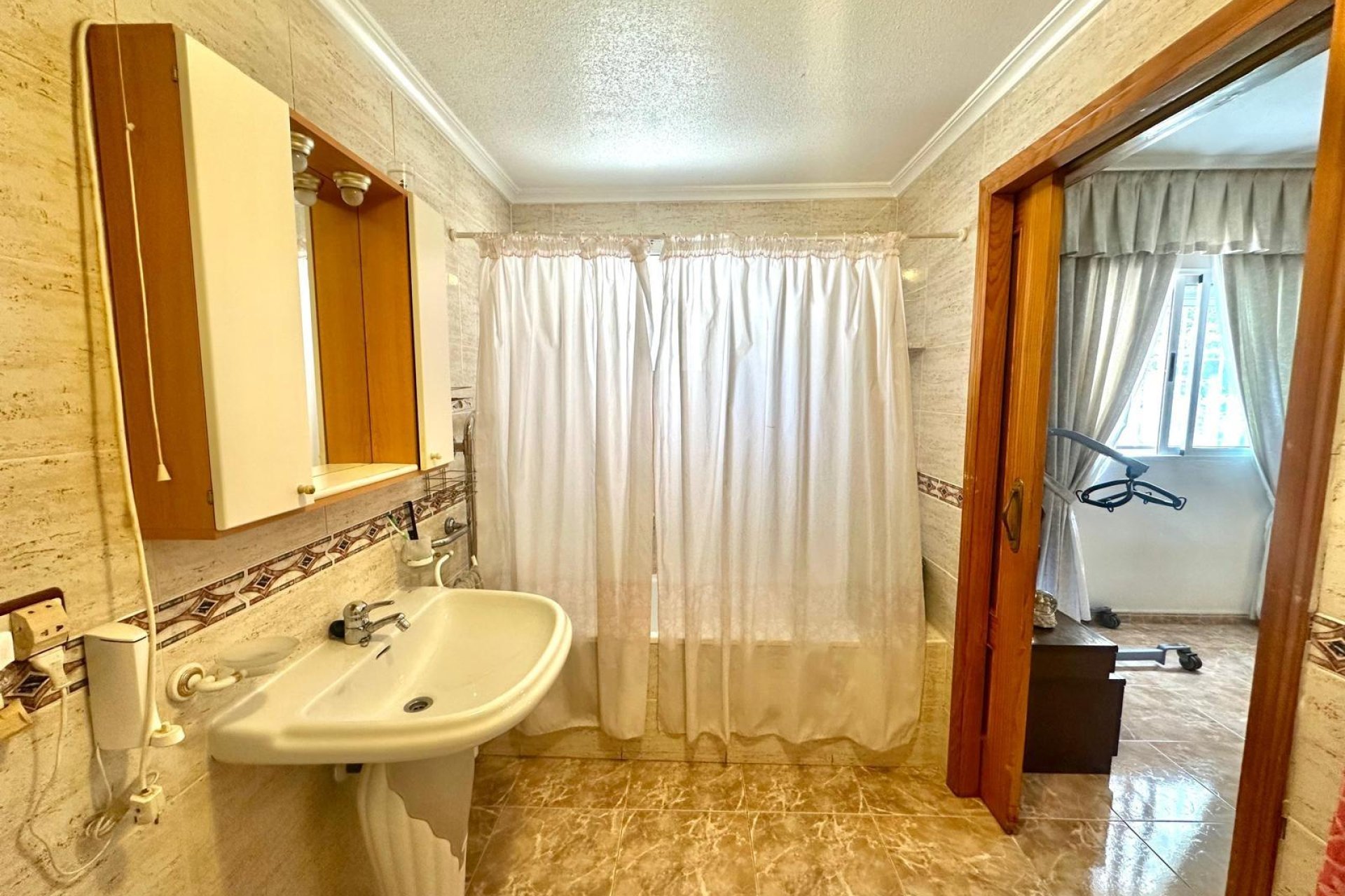 Herverkoop - Appartement -
Torrevieja - Playa del Cura