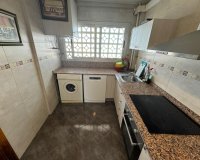 Herverkoop - Appartement -
Torrevieja - Playa del Cura