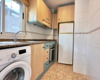 Herverkoop - Appartement -
Torrevieja - Playa del Cura