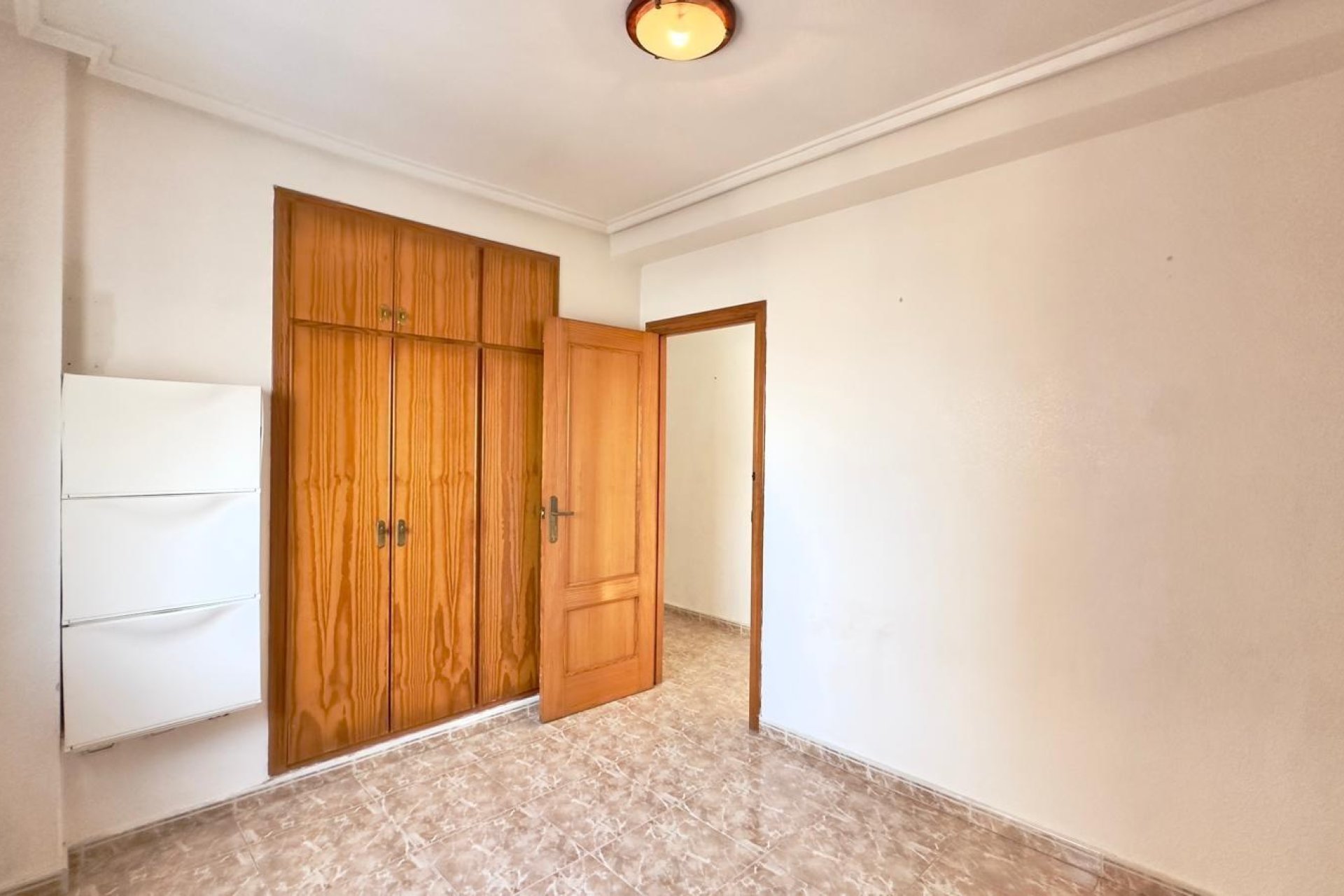 Herverkoop - Appartement -
Torrevieja - Playa del Cura