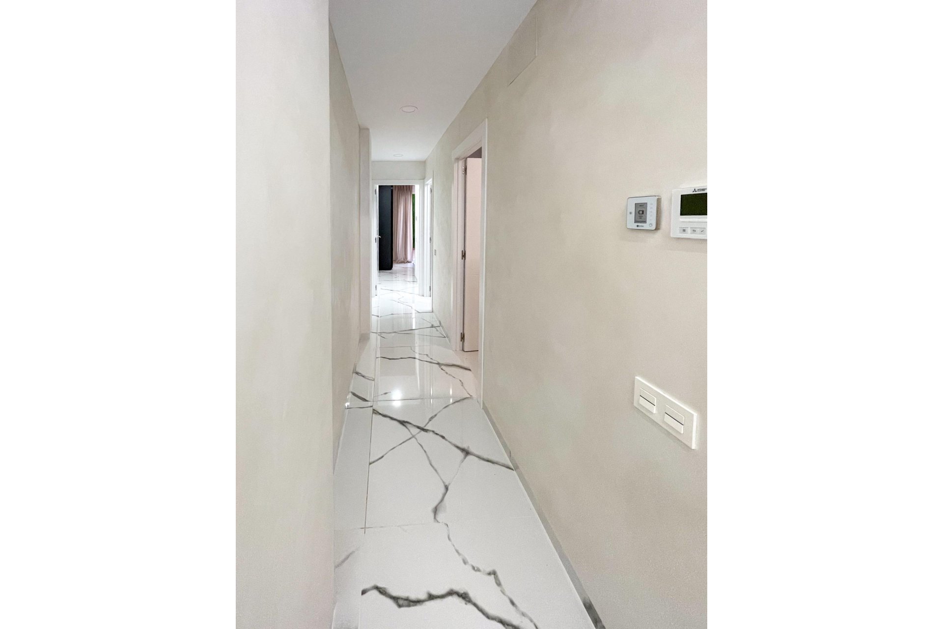 Herverkoop - Appartement -
Torrevieja - Playa del Cura