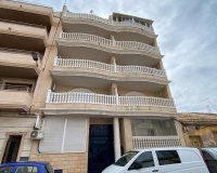 Herverkoop - Appartement -
Torrevieja - Playa del Cura