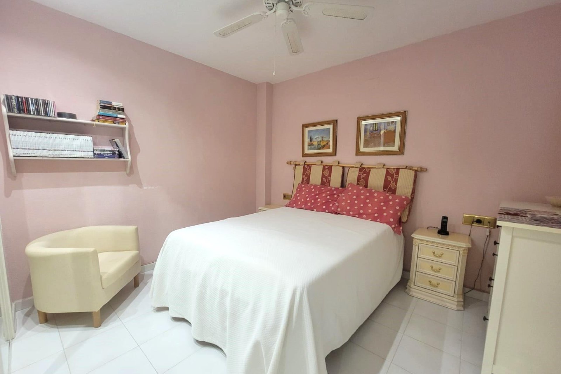 Herverkoop - Appartement -
Torrevieja - Playa del Cura