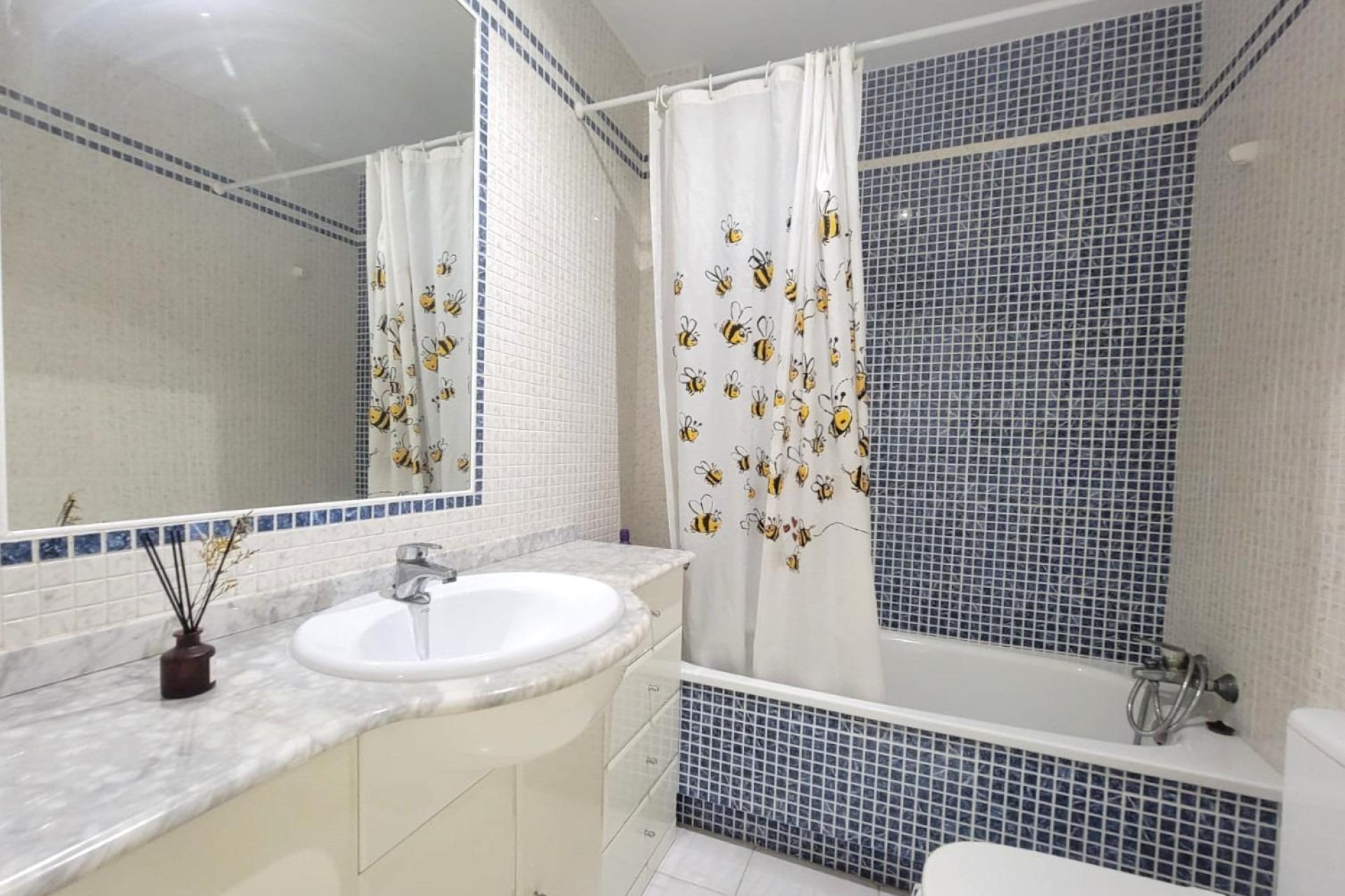 Herverkoop - Appartement -
Torrevieja - Playa del Cura